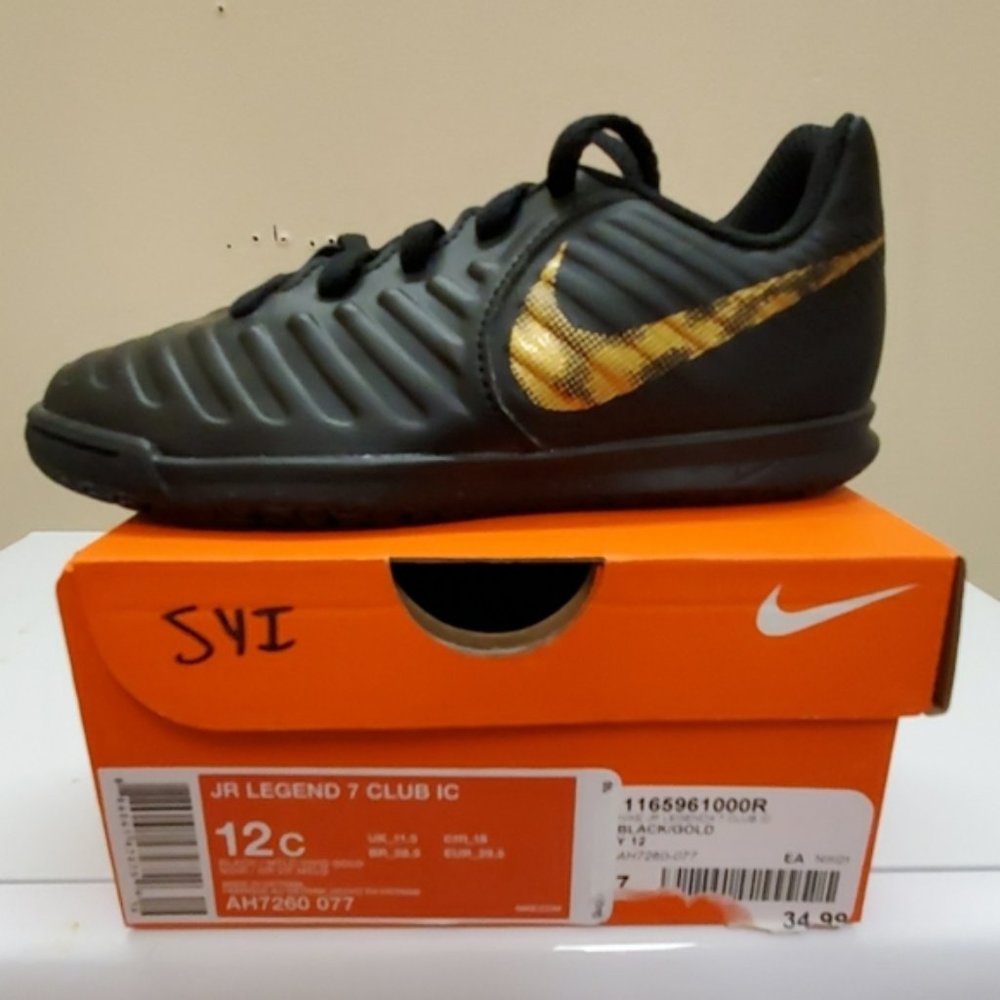 Nike Jr Legend Bundle sizes 1 & 5